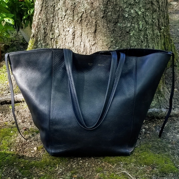 *Just Showing* Céline Phantom Cabas Leather - Picture 4 of 12